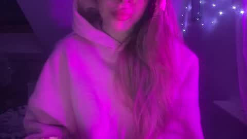 Melodie Sweet online show from February 6, 7:50 pm