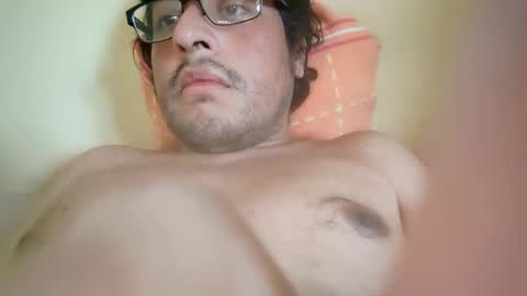 Snapshot of meltingdab chatting on June 6, 11:42 pm meltingdab online show from June 6, 11:42 pm