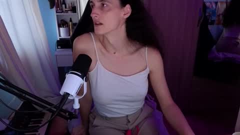 Snapshot of memisecrets chatting on February 11, 4:45 pm Megumi Aina online show from February 11, 4:45 pm