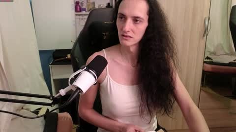 Snapshot of memisecrets chatting on March 30, 7:04 pm Megumi Aina online show from March 30, 7:04 pm