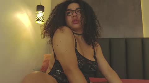  Memphis Williams  online show from January 20, 9:13 am