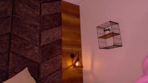  Memphis Williams  online show from October 14, 2:45 am