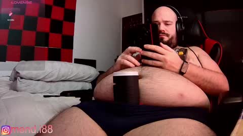 menditeta online show from March 7, 4:24 am