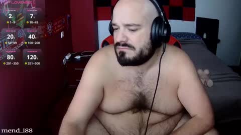 menditeta online show from November 3, 9:27 pm