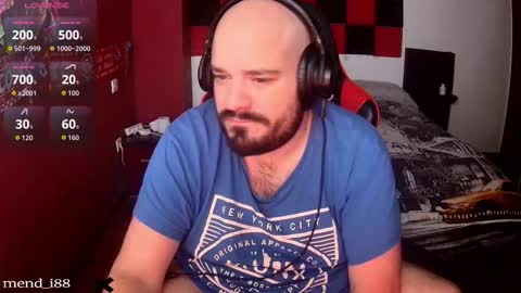 menditeta online show from December 19, 8:49 pm