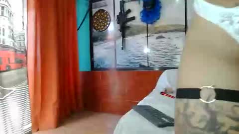 menesis888moon online show from October 28, 4:20 pm