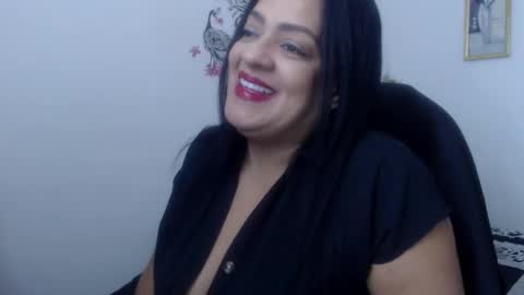 Snapshot of menfismuller1 chatting on December 17, 2:55 pm menfismuller online show from December 17, 2:55 pm