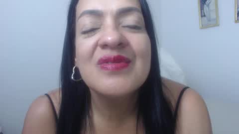 Snapshot of menfismuller1 chatting on February 10, 8:42 pm menfismuller online show from February 10, 8:42 pm