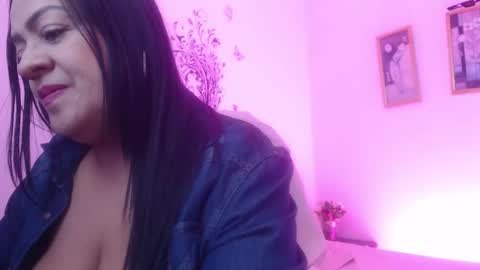 Snapshot of menfismuller1 chatting on February 22, 4:30 pm menfismuller online show from February 22, 4:30 pm