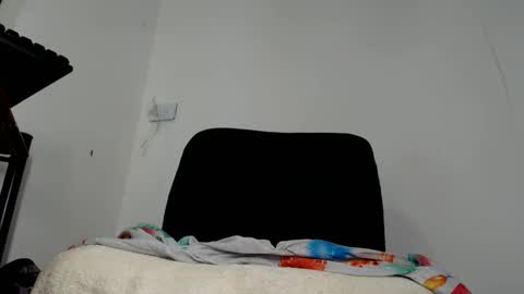 Snapshot of mensexydick20 chatting on March 10, 8:58 pm big brown online show from March 10, 8:58 pm