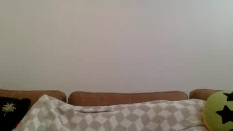 mentholass online show from August 9, 10:42 am