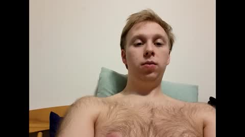 Snapshot of meow732 chatting on December 15, 11:31 pm meow732 online show from December 15, 11:31 pm