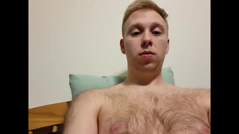 meow732 online show from December 22, 11:57 pm