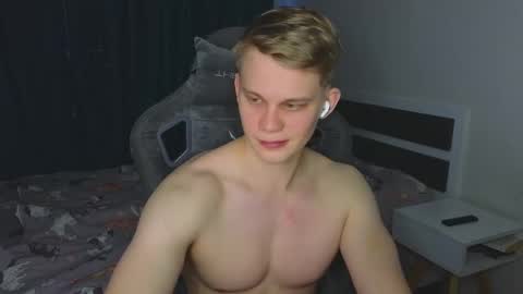 Mickey online show from February 9, 3:43 am