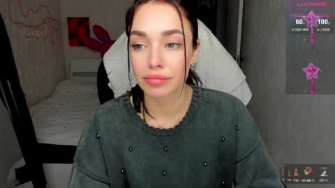 Snapshot of meow_moore chatting on January 7, 1:46 pm Megan online show from January 7, 1:46 pm