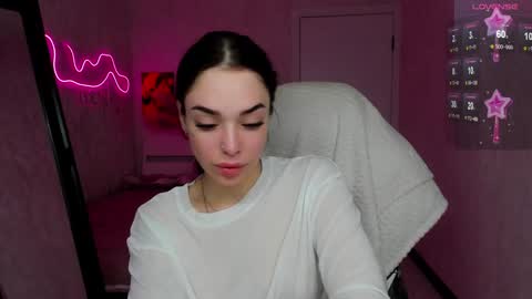 Snapshot of meow_moore chatting on January 11, 1:43 pm Megan online show from January 11, 1:43 pm