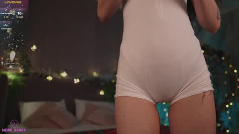 Snapshot of meow_nancy chatting on December 28, 8:58 am Heeyyooo Im Nans Subscribe to me I will be glad online show from December 28, 8:58 am