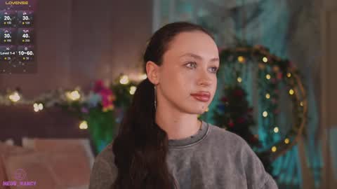 Snapshot of meow_nancy chatting on January 15, 6:01 am Heeyyooo Im Nans Subscribe to me I will be glad online show from January 15, 6:01 am