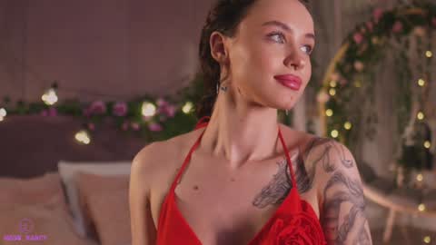 Snapshot of meow_nancy chatting on January 24, 9:39 am Heeyyooo Im Nans Subscribe to me I will be glad online show from January 24, 9:39 am