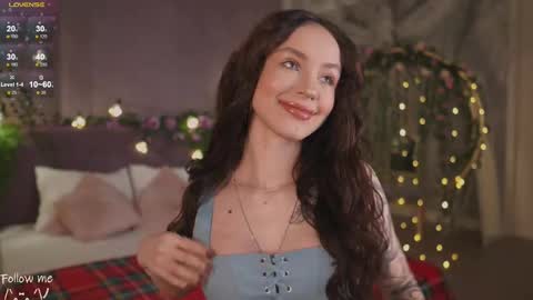 Snapshot of meow_nancy chatting on February 23, 5:34 am Heeyyooo Im Nans Subscribe to me I will be glad online show from February 23, 5:34 am