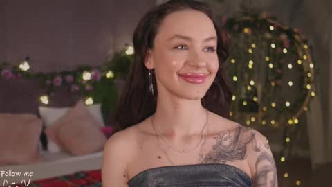 Snapshot of meow_nancy chatting on February 28, 5:48 am Heeyyooo Im Nans Subscribe to me I will be glad online show from February 28, 5:48 am