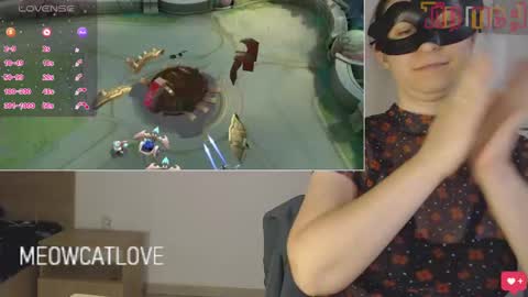 meowcatlove online show from December 3, 5:01 pm