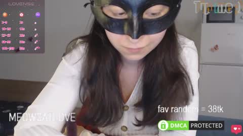 meowcatlove online show from February 4, 7:00 pm