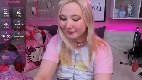 MeowkaKitty online show from February 4, 6:57 am