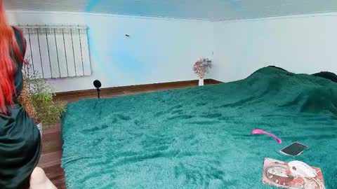 Snapshot of meowroslava chatting on November 18, 9:03 am meowroslava online show from November 18, 9:03 am