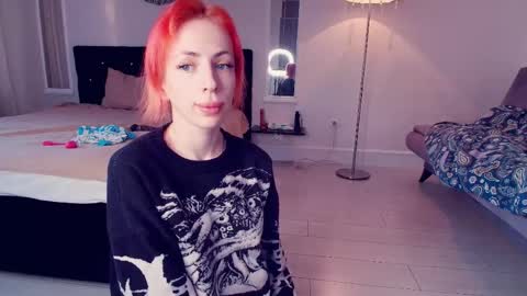 meowroslava online show from May 1, 5:28 pm