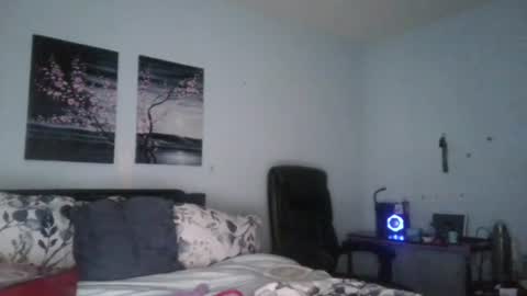 meowzers777 online show from July 28, 2:46 pm