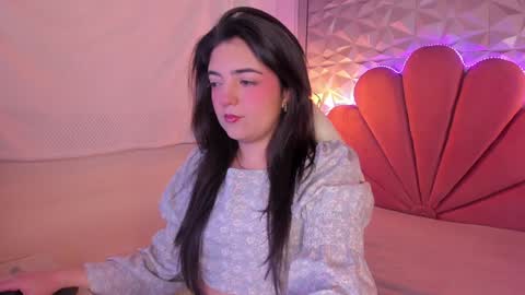    online show from February 4, 4:39 pm