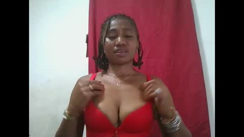 meraldaaaa online show from September 25, 2:10 pm