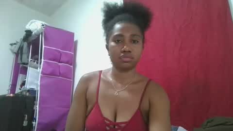 meraldaaaa online show from October 3, 6:38 pm