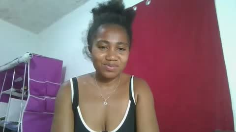 meraldaaaa online show from October 14, 9:15 pm