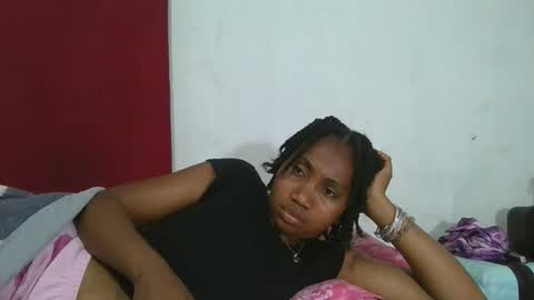 meraldaaaa online show from October 25, 6:35 pm