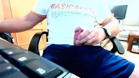 Snapshot of merce1972 chatting on October 25, 9:31 pm merce1972 online show from October 25, 9:31 pm