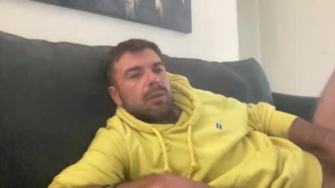 Mercedes190d online show from February 5, 1:27 pm