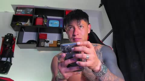 Snapshot of mercenaryxxx chatting on October 1, 9:59 am Neith online show from October 1, 9:59 am