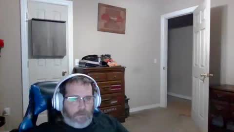 mercer1977 online show from December 5, 1:31 pm