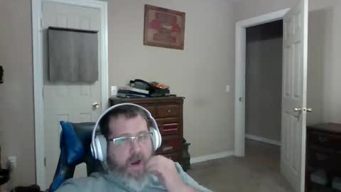 mercer1977 online show from February 1, 6:28 pm