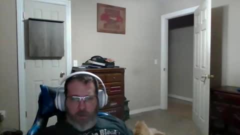 mercer1977 online show from April 3, 12:03 pm