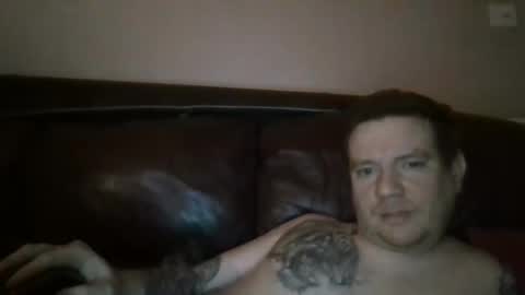 Snapshot of mercher627021 chatting on December 26, 1:18 am ezio online show from December 26, 1:18 am