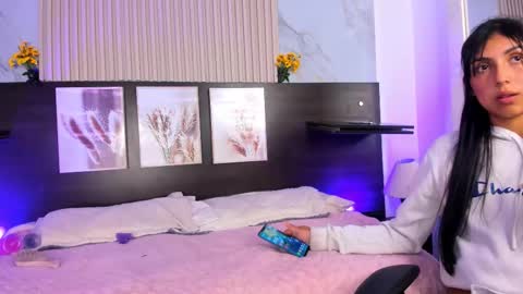 meredith_spencer online show from February 20, 6:26 am