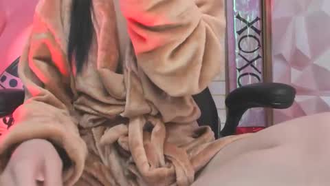 Snapshot of meribeth303avpri chatting on May 30, 11:40 am Meribeth Haru online show from May 30, 11:40 am