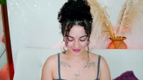 Merida Bell online show from June 9, 10:43 pm