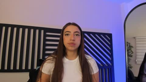 Snapshot of merida_taylor_ chatting on January 4, 6:51 pm Merida online show from January 4, 6:51 pm