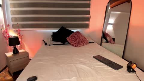 Merida  online show from December 15, 1:04 pm