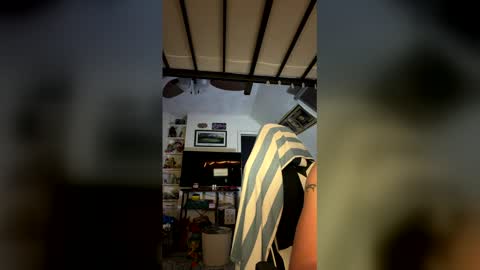 Snapshot of meridapricess chatting on May 16, 4:42 am meridapricess online show from May 16, 4:42 am