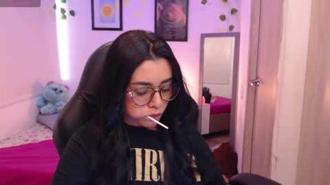 Merilyn  online show from October 7, 7:11 pm